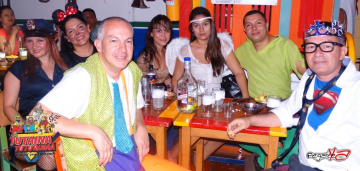 Foto 16 de Tutaina - 1er FDS Nov 2014 en FONDA TUTAINA Medellin, Medellín