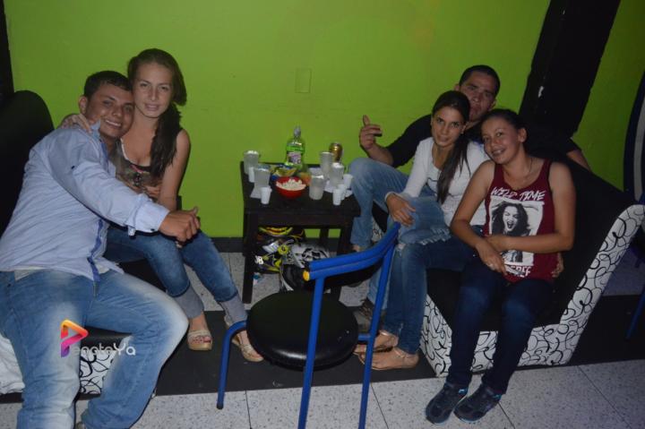 Foto 7 de Discoteca El Manicomio 21 de marzo 2015 en Discoteca El Manicomio Bucaramanga, Bucaramanga