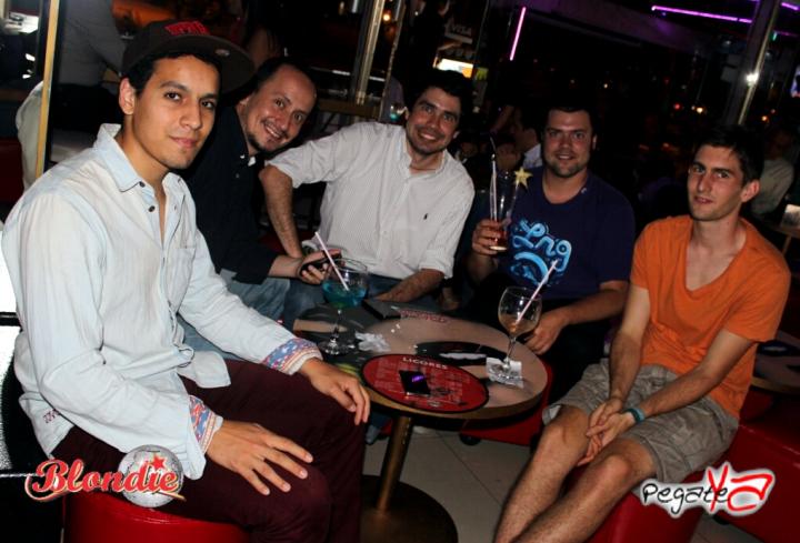 Foto 18 de Blondie - Agosto 01 del 2014 en Blondie Bar Cali, Cali