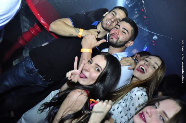 Foto 30 de PISO V - Sabado 8 de abril de 2017 en Bar Piso V Bucaramanga, Bucaramanga