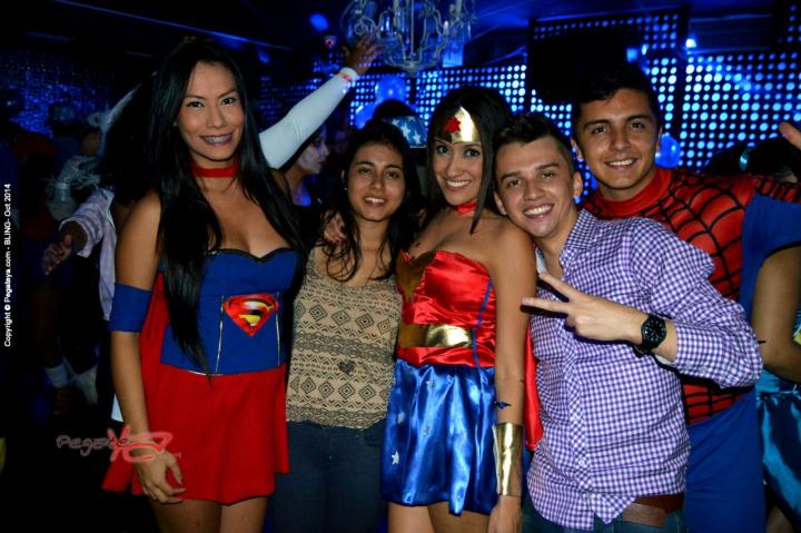 Foto 157 de Bling viernes 31 de octubre de 2014 en Bar Bling Bucaramanga, Bucaramanga