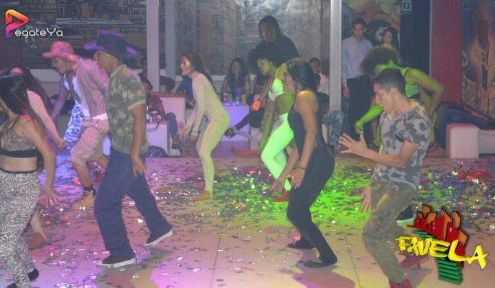 Foto 22 de Favela Club - 1er Fds Mayo 2017 en Favela Club Menga, Cali