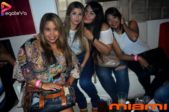 Foto 11 de Miami - 1er Fds julio 2016 en Miami Bar Cali, Cali