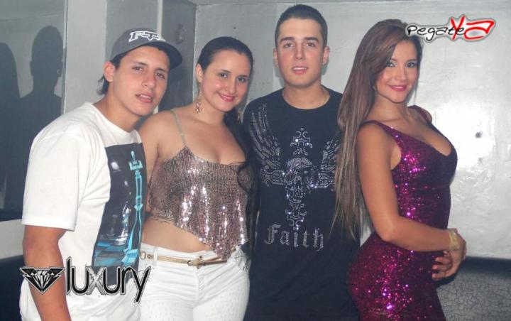 Foto 59 de Luxury - Septiembre 27 en Discoteca Luxury Medellin, Medellín