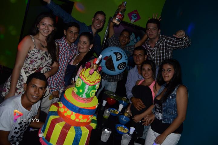 Foto 13 de El manicomio sábado 04 de julio 2015 en Discoteca El Manicomio Bucaramanga, Bucaramanga