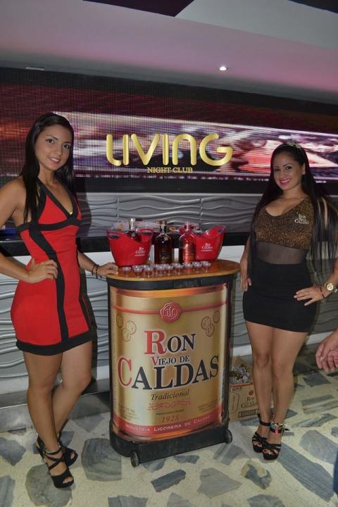 Foto 30 de Living Night Club - 3er Aniversario 2016 en Living Night Club, Cali