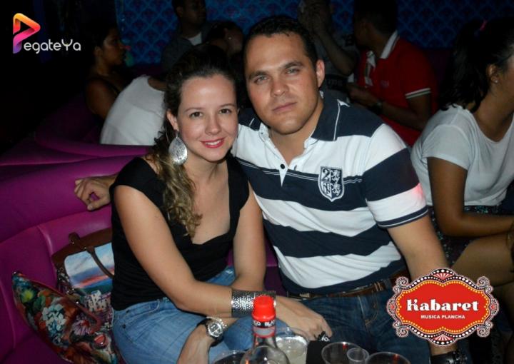 Foto 30 de Kabaret Bar - 4to FDS Mayo 2015 en Kabaret - Granada, Cali
