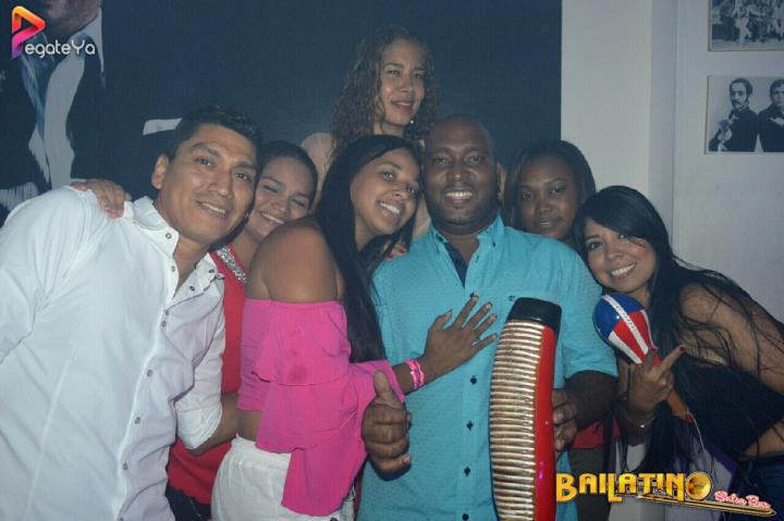 Foto 31 de Bailatino - 1er Fds Mayo 2017 en Bailatino - Bar, Cali