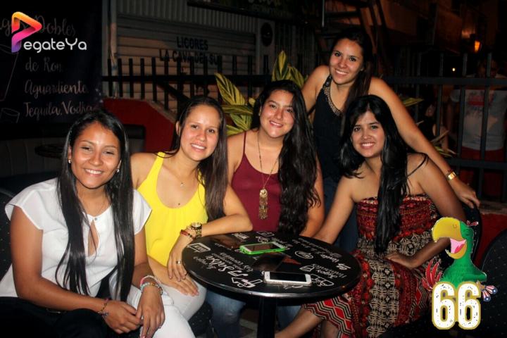 Foto 20 de La lora Bar - 1er Fds Junio 2016 en La Lora Bar, Cali