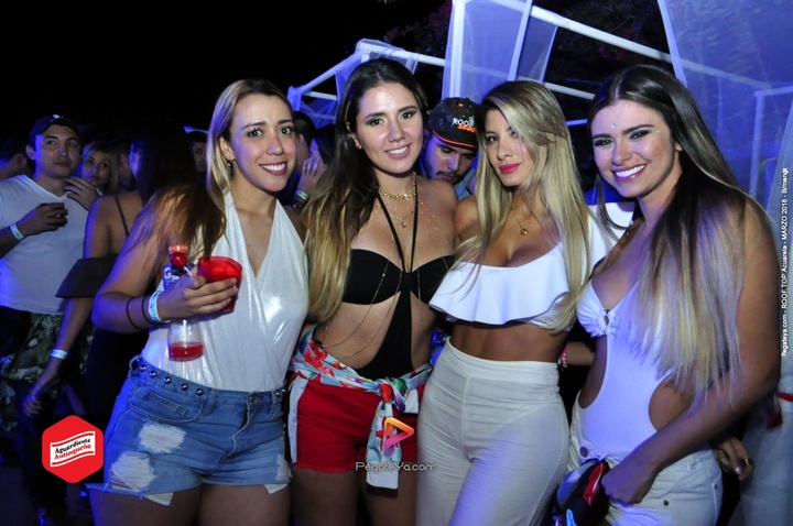 Foto 8 de The Roof Top Acuarela – 2018 en Fiestas Colombia, Medellín