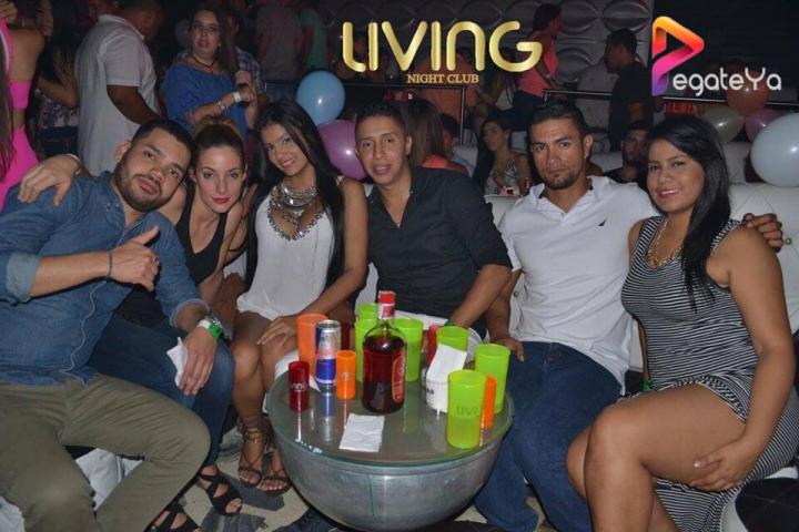 Foto 68 de Living Night Club - 2do/3er fds Junio en Living Night Club, Cali