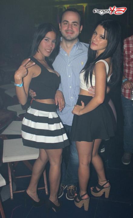 Foto 60 de Lolas Club - Amor y Amistad en Lolas Club Menga Cali, Cali