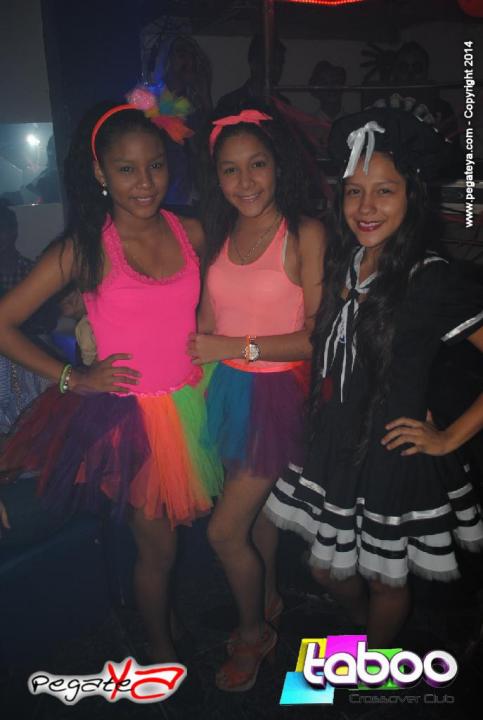 Foto 19 de Taboo Halloween 2014 en Discoteca Taboo Cartagena, Cartagena
