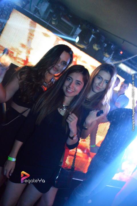 Foto 16 de PISO V - Sabado 16 de abril 2016 en Bar Piso V Bucaramanga, Bucaramanga