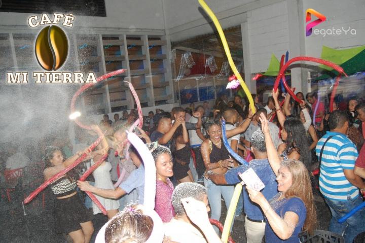 Foto 55 de Cafe mi Tierra - 5to Fds Abril 2016 en Cafe Mi Tierra, Cali