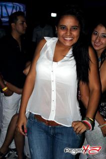 Foto 24 de Junio 15 del 2o13 en Living Night Club, Cali