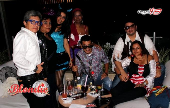 Foto 27 de Blondie - Halloween 2014 en Blondie Bar Cali, Cali