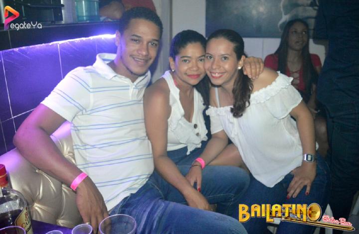 Foto 55 de Bailatino - 3ER Fds Mayo 2017 en Bailatino - Bar, Cali