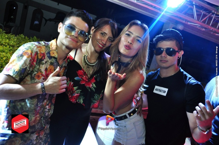 Foto 136 de The Roof Top Acuarela – 2018 en Fiestas Colombia, Medellín