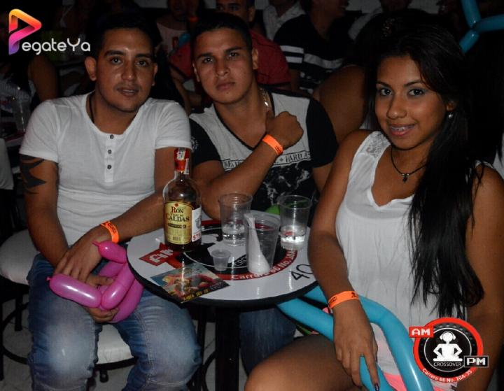 Foto 41 de Ampm Bar - AMOR & AMISTAD 2016 en Am / PM Bar - Cali, Cali
