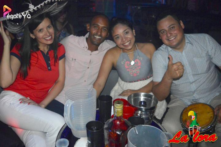 Foto 10 de La Lora - 1er Fds Julio 2017 en La Lora Bar, Cali