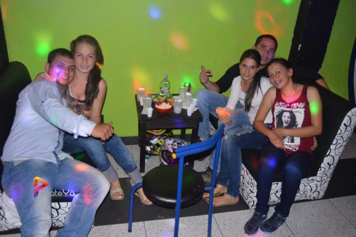 Foto 8 de Discoteca El Manicomio 21 de marzo 2015 en Discoteca El Manicomio Bucaramanga, Bucaramanga