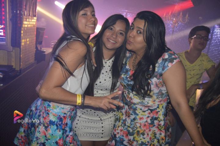 Foto 8 de Bar Bling sábado 28 de marzo 2015 en Bar Bling Bucaramanga, Bucaramanga
