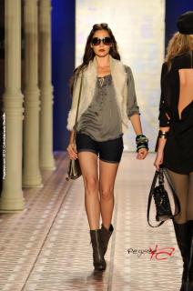 Foto 118 de Pasarela Studio F - 2012 en Fotos Colombiamoda, Medellín