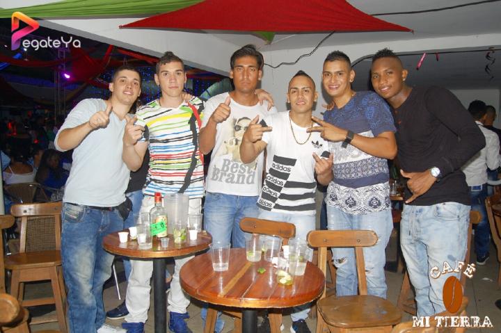 Foto 28 de Cafe mi Tierra - 3er Fds junio 2016 en Cafe Mi Tierra, Cali