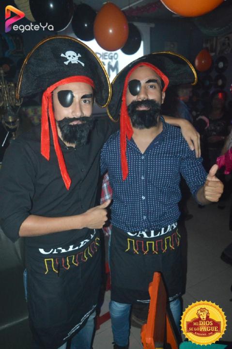 Foto 7 de Mi Dios Se Lo Pague - Hallowen 2016 en Fonda Mi Dios Se Lo Pague, Cali