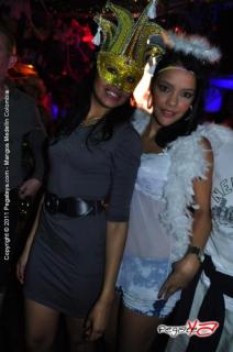 Foto 92 de Mangos Halloween 2011 Dia 2 en Discoteca Mangos Medellin, Medellín