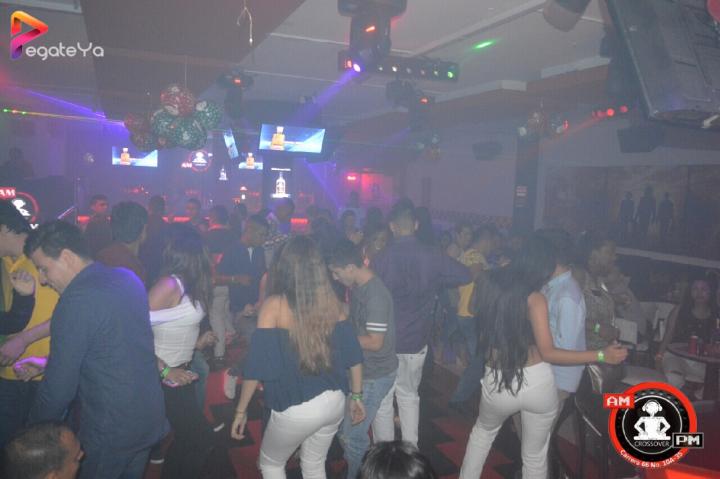 Foto 42 de Ampm Bar- FERIA DE CALI 2016 en Am / PM Bar - Cali, Cali