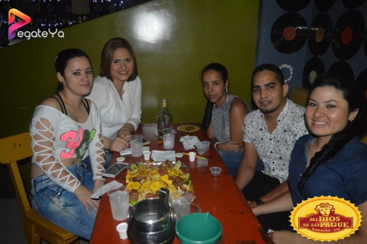 Foto 15 de Mi Dios se lo Pag - 1er Fds Abril 2016 en Fonda Mi Dios Se Lo Pague, Cali