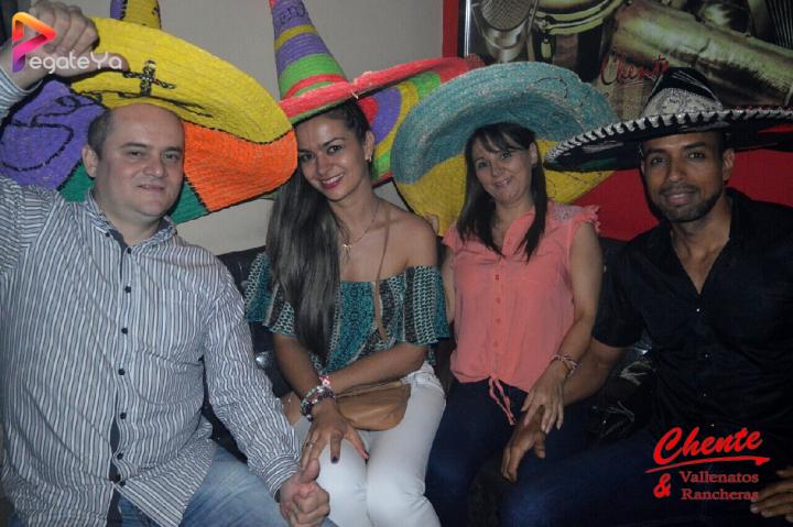 Foto 8 de Chente - Amor & Amistad 2016 en CHENTE Vallenatos y Rancheras, Cali