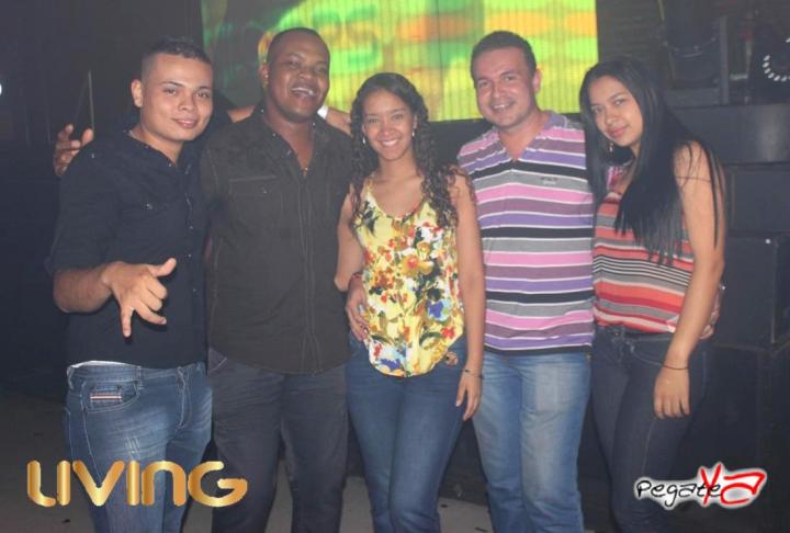 Foto 47 de Living Night Club - Oct 11 en Living Night Club, Cali