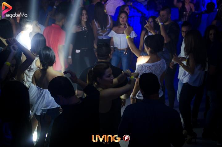 Foto 15 de Living - 2Do Fds Nov 2016 en Living Night Club, Cali