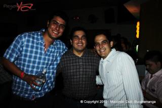 Foto 32 de Sabado 18 de Agosto de 2012 en Discoteca Macondo Club Bucaramanga, Bucaramanga