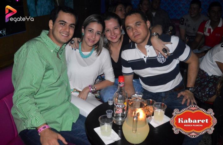 Foto 31 de Kabaret Bar - 4to FDS Mayo 2015 en Kabaret - Granada, Cali