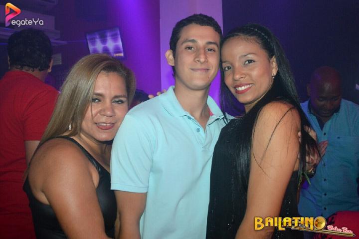 Foto 32 de Bailatino - 1er Fds Mayo 2017 en Bailatino - Bar, Cali