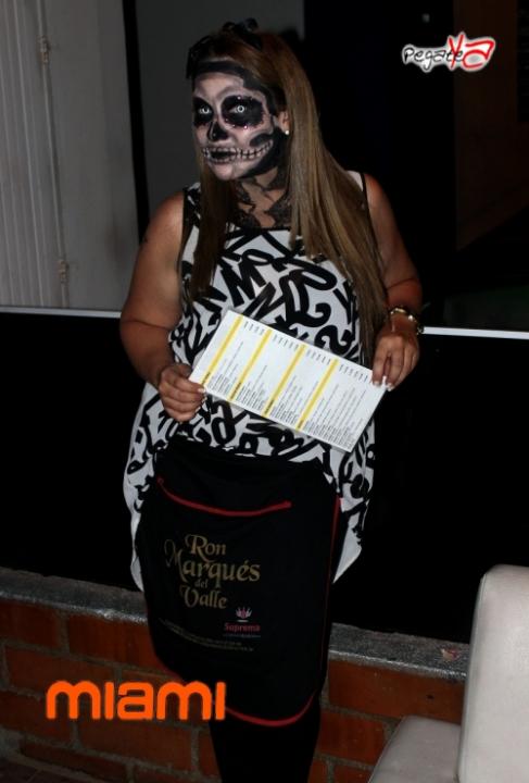 Foto 29 de Miami Bar - Halloween 2014 en Miami Bar Cali, Cali