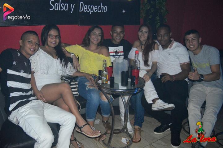 Foto 3 de La Lora - 1er Fds Mayo 2017 en La Lora Bar, Cali