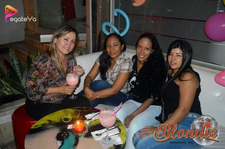 Foto 27 de Blondie - 3er Fds Abril 2016 en Blondie Bar Cali, Cali