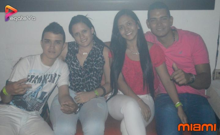 Foto 41 de Miami Bar - Amor y Amistad 2015 en Miami Bar Cali, Cali