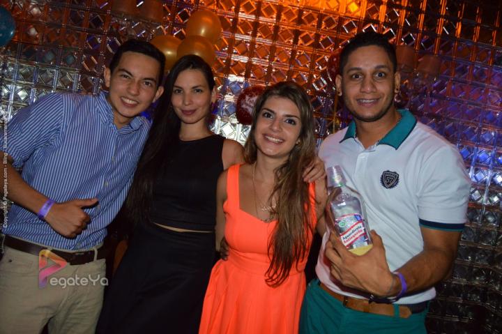 Foto 39 de BLING sabado 17 de enero de 2015 en Bar Bling Bucaramanga, Bucaramanga