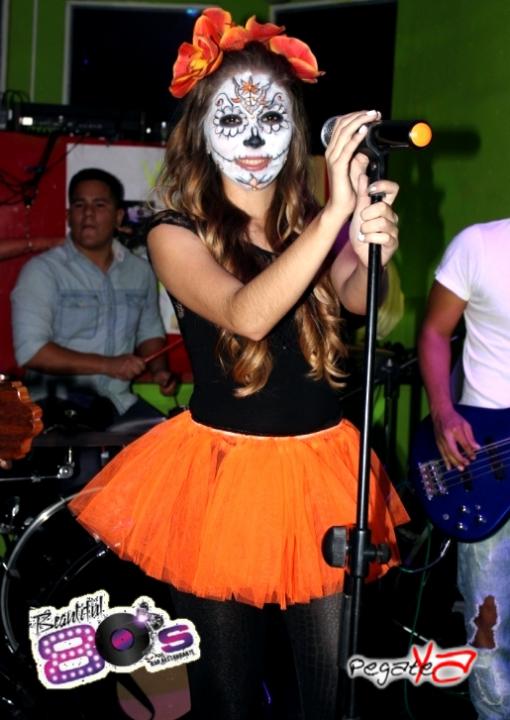 Foto 11 de Beautiful 80`s - Halloween 2014 en Beautiful 80`s Cali, Cali
