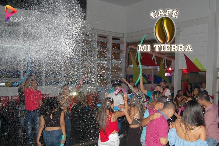Foto 12 de Cafe Mi Tierra- 1er Fds Abril 2016 en Cafe Mi Tierra, Cali