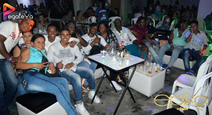 Foto 29 de Epika - Amor & Amistad Sep. 2016 en Epika Night Club, Cali