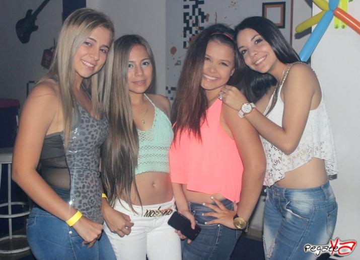 Foto 9 de Ahma Bar - 4to FDS Nov 2014 en Ahma Cali, Cali