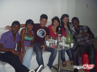 Foto 24 de Junio 02 del 2012 en Farah Lounge Cali, Cali
