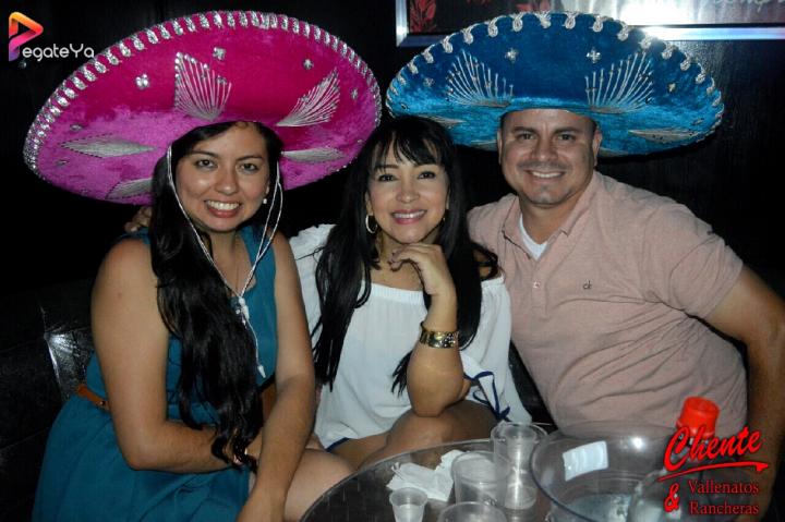 Foto 8 de Chente - 1er Fds Abril 2017 en CHENTE Vallenatos y Rancheras, Cali